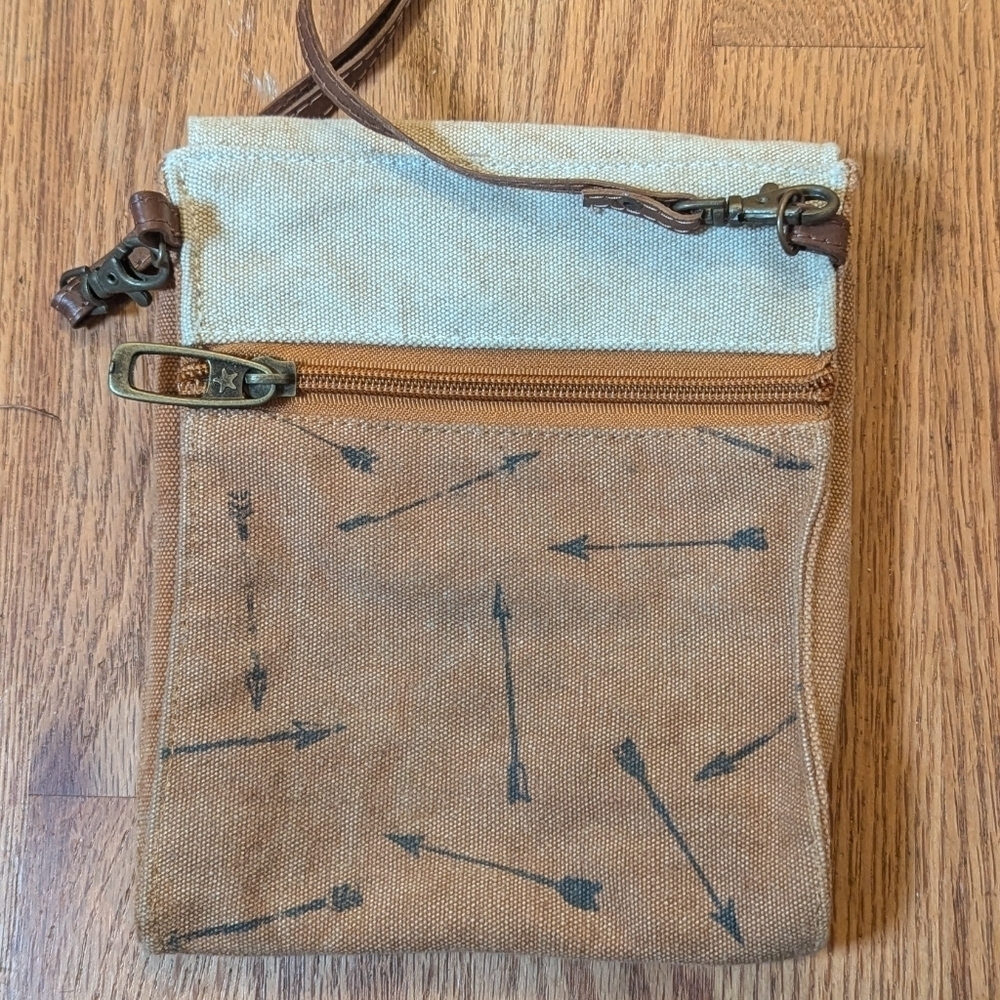 Go Your Own Way With This Rustic, Boho Crossbody … - image 2